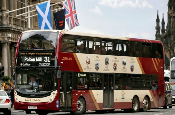 Lothian 訂購 60 部 Volvo B8L × Enviro400XLB